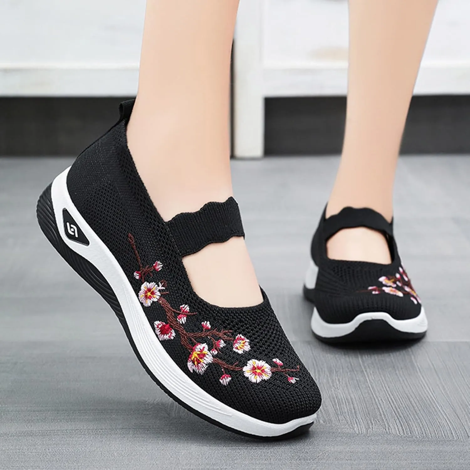 ZWRXW Womens Barefoot Walking Shoes Arch Support Orthopedic Shoe Extra Wide Toe Box Healthy & Non-Slip Diabetic Shoes Mesh Up Footwear with Adjustable Strap for Indoor Outdoor